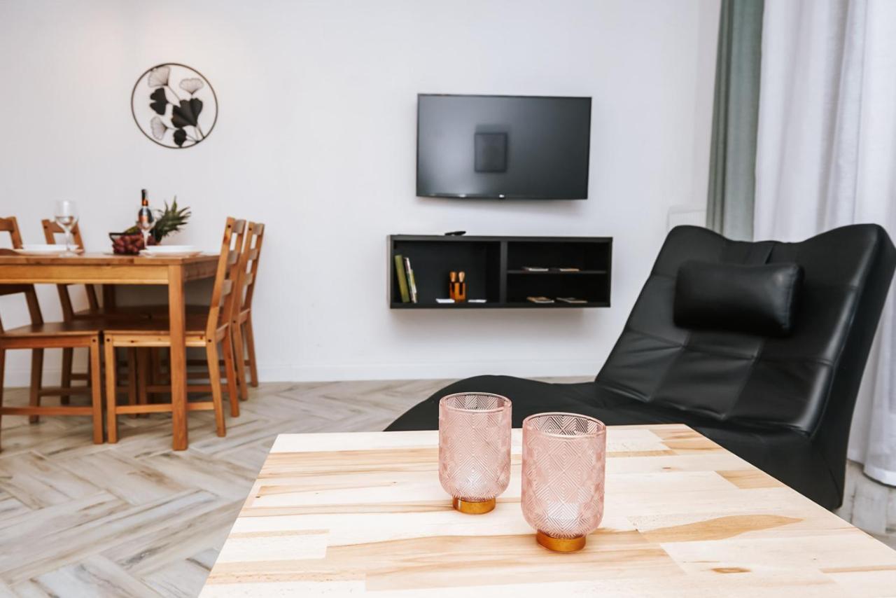 Mazurski Apartament Щитно Экстерьер фото